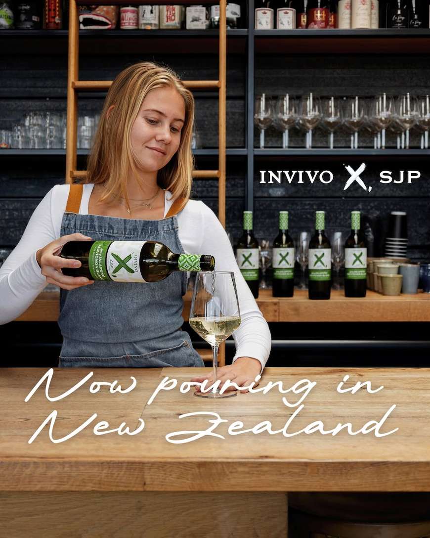 X, SJP Spicy Jalapeño Sauvignon Blanc Poured